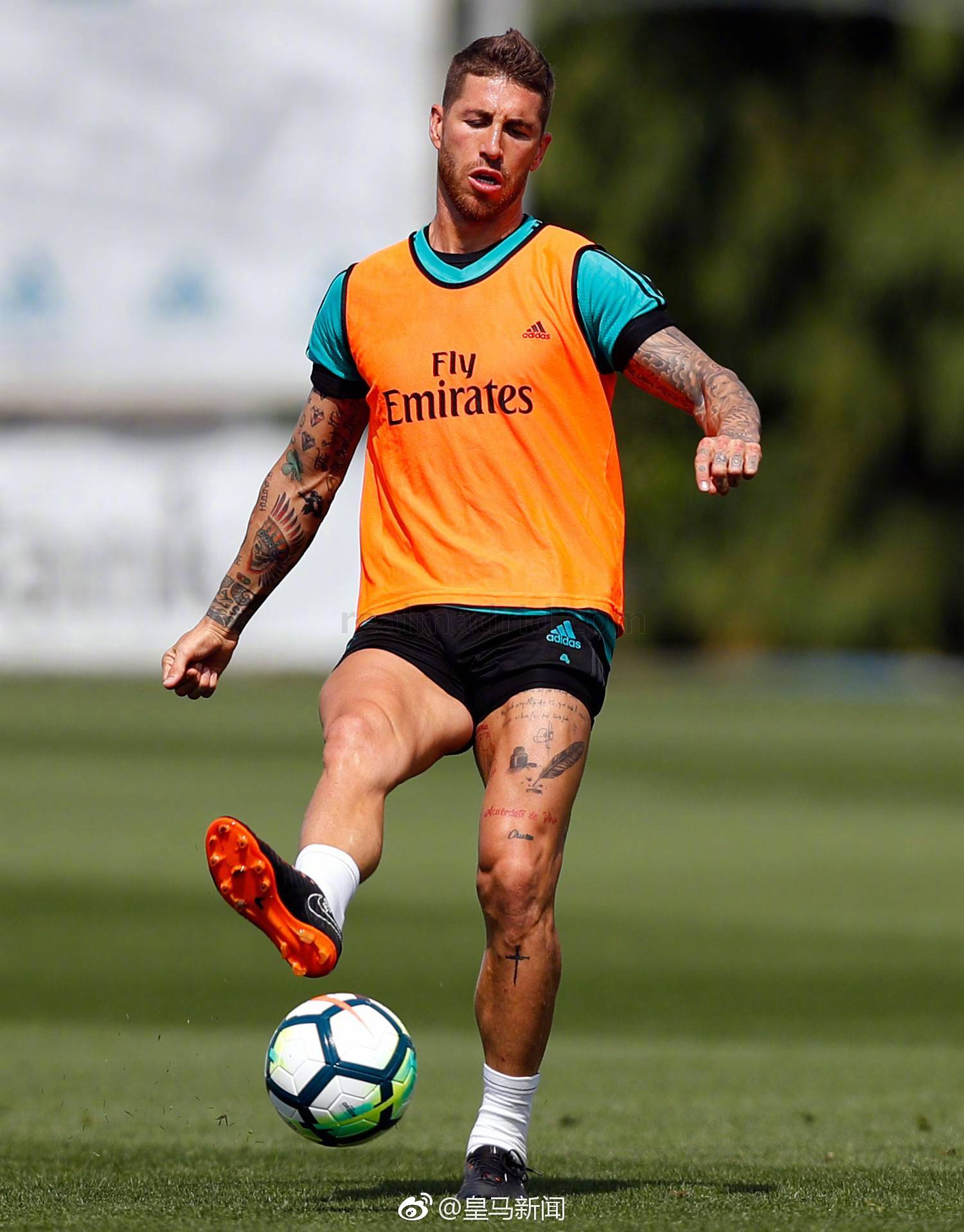 爱游戏在线-关于比利亚雷亚尔训练开放日，赛前迎来里程碑引欢呼，NBA季后赛在即，球队文化再被提及的信息