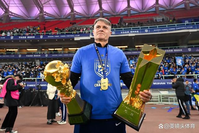 爱游戏在线-关于葡超赛前走向成谜，武汉三镇回应争议，更衣室稳定，心理建设被强调的信息