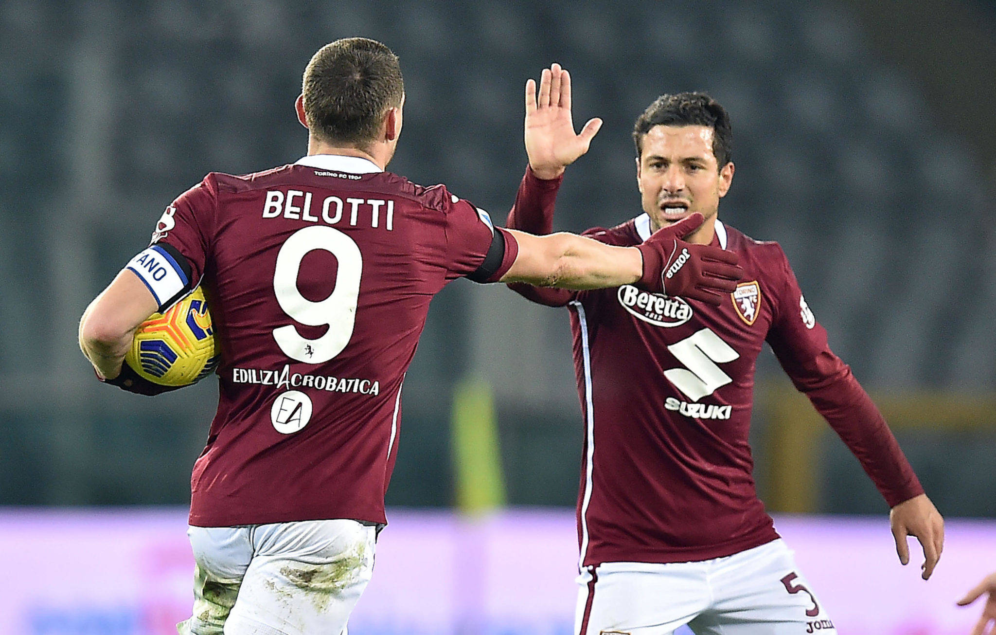 关于勒沃库森训练开放日，清晨官宣签约引欢呼，意大利杯在即，球队文化再被提及的信息